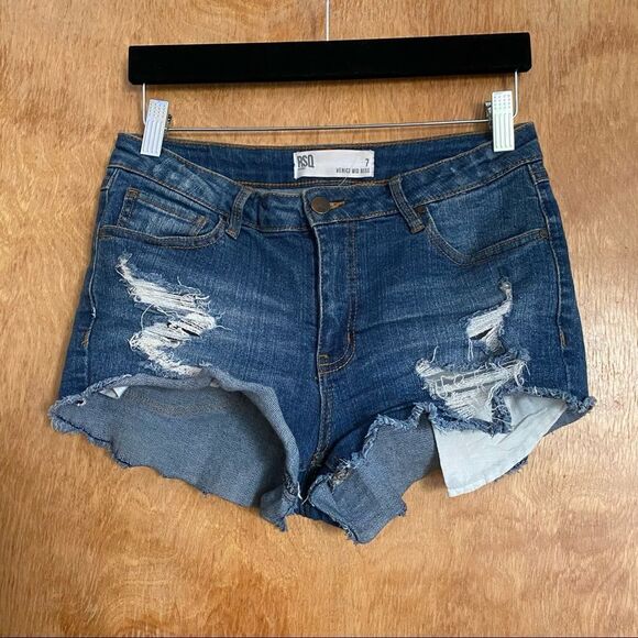 Tilly’s RSQ Distressed Venice Mid Rise Jean Shorts - Picture 1 of 5